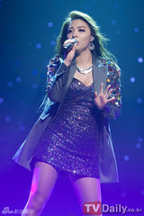 组图：李弘基miss A等热唱《倒计时》佳仁夺冠