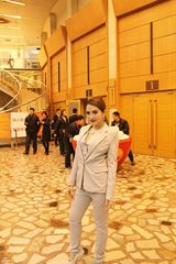 组图：艾菲携手霍尊献歌央视元宵晚会送祝福