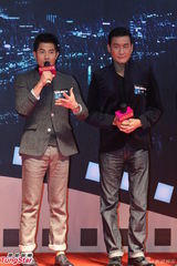 组图： 郭富城梁家辉现身《寒战》上海宣传