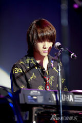 高清图：韩国90后摇滚团体FT Island美图150张细赏