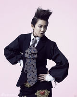 组图：刘力扬中性帅气造型 打造另类王子范