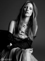 组图：杰西卡-查斯坦登杂志 艺术造型展气质