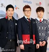 组图：韩国男子组合4Men新专辑Showcase