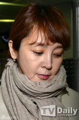 组图：李丞涓张美仁爱出席涉药案法院宣判