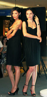 幻灯图：马艳丽携手某品牌 高雅迷人闪亮登场