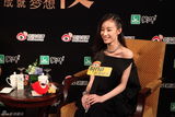 组图：微博之夜专访 Angelababy(杨颖)求大家别催婚