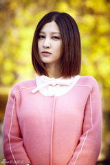 组图：“恶儿媳”王倩一阳光小女生展温柔