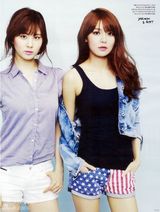 组图：少时秀英徐贤拍写真秀长腿 变牛仔女郎