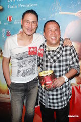 组图：柯有伦携《阵头》杀到香港 张学友曾志伟撑场