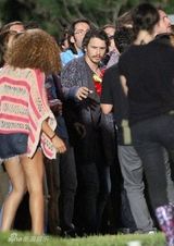 组图：塞斯-罗根群星喜剧《末世》片场照