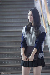 高清图：f(x)水晶拍《继承者们》清纯甜美潮范