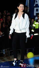 组图：众韩星亮相第17届釜山电影节蓝地毯