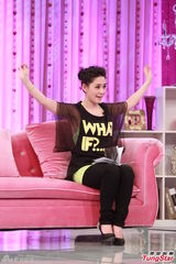 组图：阿娇上节目有说有笑疑甩失恋阴霾