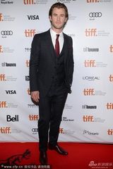 组图：《极速风流》首映“雷神”与妻子秀恩爱