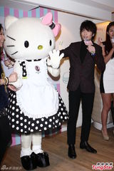 组图：萧敬腾自导MV 烦恼求婚创意盼从简