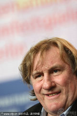 幻灯图集：《猛犸象》记者会 杰拉尔-德帕迪约亮相