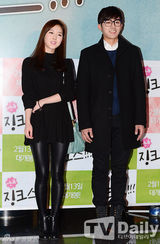 组图：T-ara等助阵孝敏新片《Jinx!!!》VIP试映