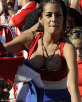 幻灯图:巴拉圭乳神里克尔梅汹涌回归 球队失利落泪