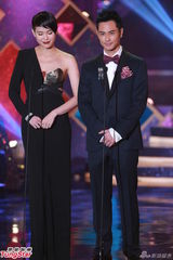 组图：TVB台庆现场 入围演员集体亮相