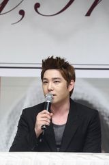 高清组图：韩团Superjunior新专辑记者会