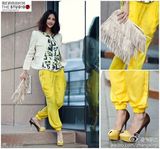 明星爱街拍第24期：春日蓝色搭配VS百搭针织衫