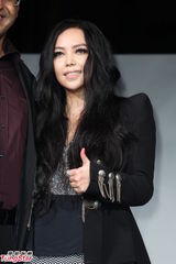 组图：张惠妹疑默认新恋情 否认喝知名饮品爆肥