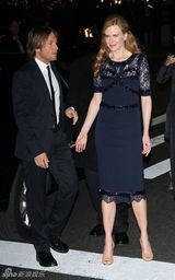 高清图：《兔子洞》纽约首映 妮可-基德曼携夫亮相