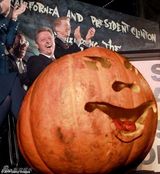 放大镜：好莱坞群星万圣节“捣蛋”指南(组图)