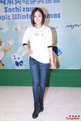 组图：TVB获冬奥会转播权 霍震霆赞孙儿爱运动