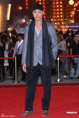 组图：无线2012巡礼举行 花旦斗性感小生受欢迎