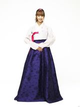 组图：韩星BEAST李钟硕等迎新年拍韩服写真