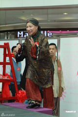 组图：陈豪陈茵媺情侣搭档宣传TVB新剧《天梯》