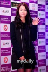 组图：李秉宪安圣基等出席韩国电影协会忘年会