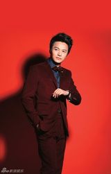 组图：郑国霖杂志大片 演绎五色另类绅士魅惑