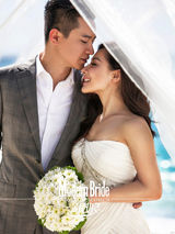 组图：刘璇王弢甜蜜登《新娘》 称幸福不需太满