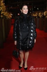 文德斯搂娇妻撑《皮娜》首映 德国总统夫妇秀恩爱