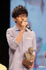 组图：200明星高歌《北京祝福你》 成龙坐镇指挥