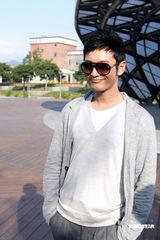 高清：黄晓明正考虑在台北置产 否认李冰冰结婚