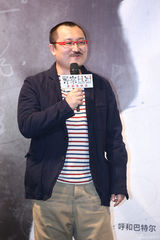 组图：《警察日记》首映 影帝王景春谢一线警官