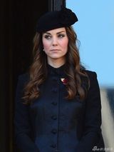 凯特王妃玫红胸针别致 寒风中撩发优雅风情(图)