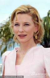 幻灯图集：戛纳开幕片记者会 克劳携布兰切特亮相