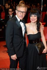 组图：柏林闭幕红毯 瓦尔茨揽女导演春风得意