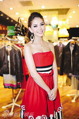 组图：新任J女郎昆凌美图盘点 18岁嫩模萌照曝光