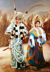 组图：沈殿霞逝世五周年 经典旧照忆肥肥