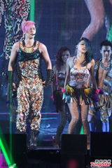 组图：罗志祥红馆热力开唱 罗妈亮相林志颖助阵