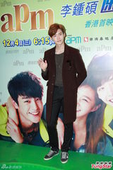 高清：李钟硕穿泳装不满身型 有意找港女学粤语