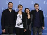 幻灯图：丹麦电影《一家人》记者会 主创齐亮相