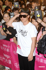 高清组图：陈奕迅笑言自己无心肝 有意看哈林演出