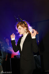 组图：高以翔秦昊等出席《大都市》时尚之夜