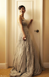 组图：张静初受国际品牌珠宝青睐 高雅气息璀璨绽放